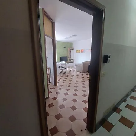Agliano Lovely Apartamento *